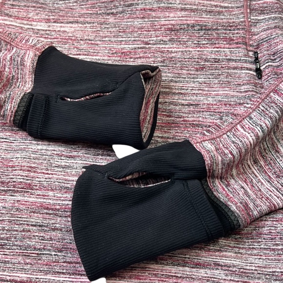 LuLuLemon Athletica Runderful Pullover 1/4 Zip Stretch Running Thumbholes Sleeve - Picture 8 of 12